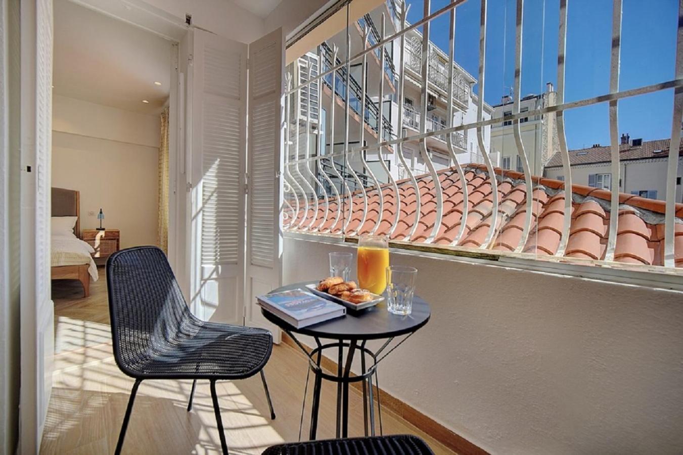 Magnifique 3 Pieces Renove Cannes Centre 'Banane' Avec Veranda ! A2B88 외부 사진