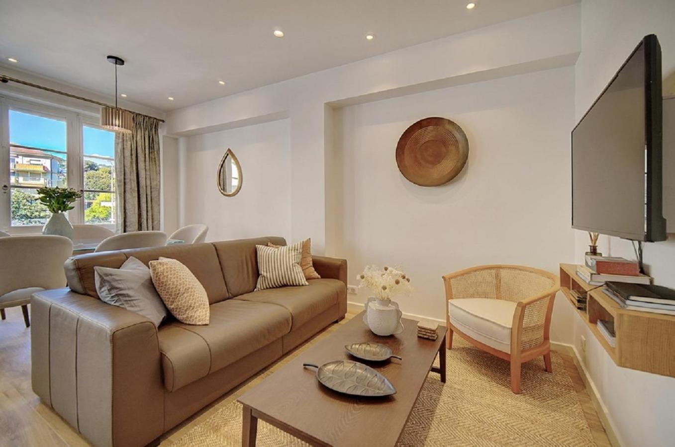 Magnifique 3 Pieces Renove Cannes Centre 'Banane' Avec Veranda ! A2B88 외부 사진