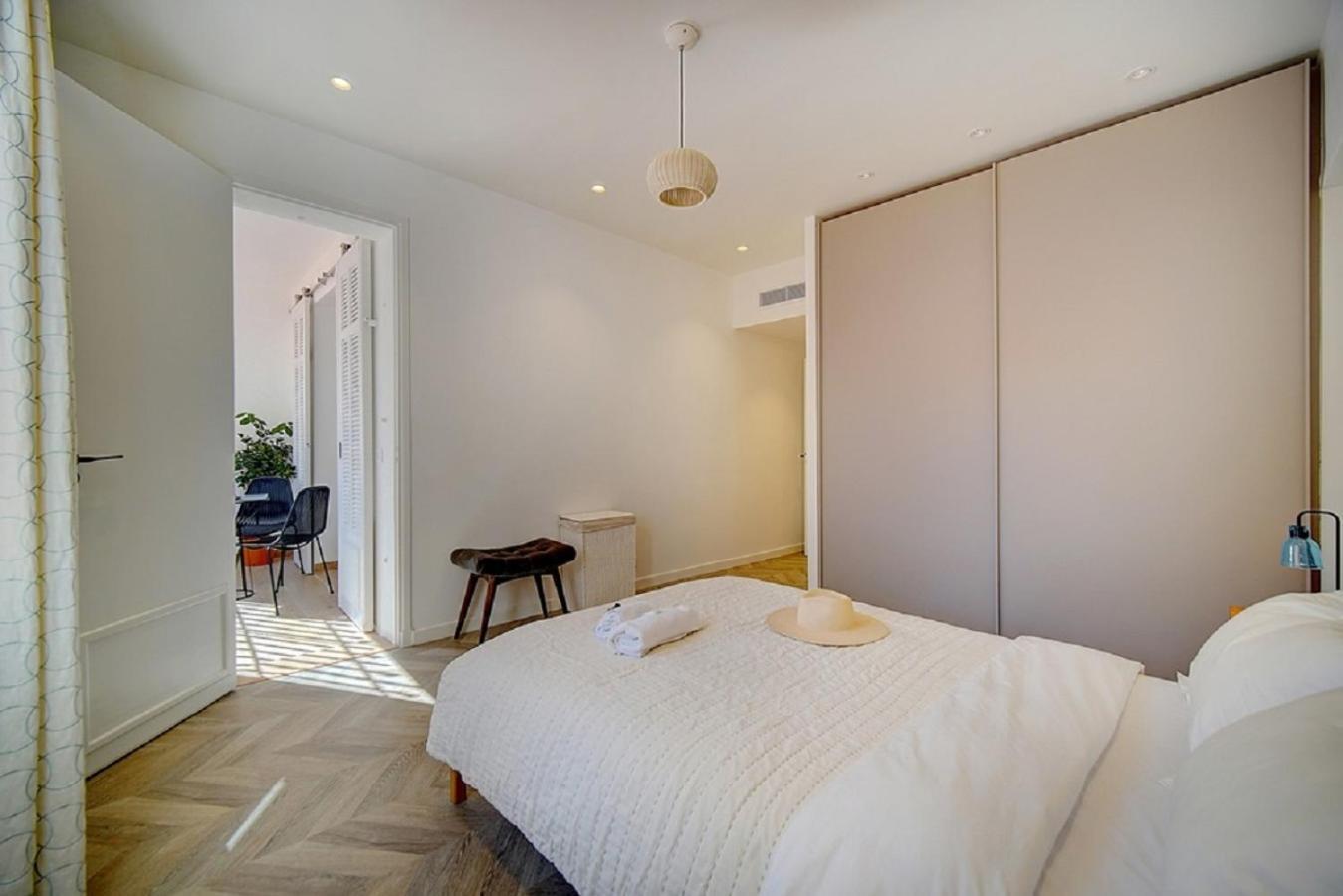 Magnifique 3 Pieces Renove Cannes Centre 'Banane' Avec Veranda ! A2B88 외부 사진